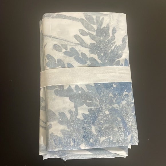 Pottery Barn Bedding Pottery Barn Layla Palm Organic Percale Sham